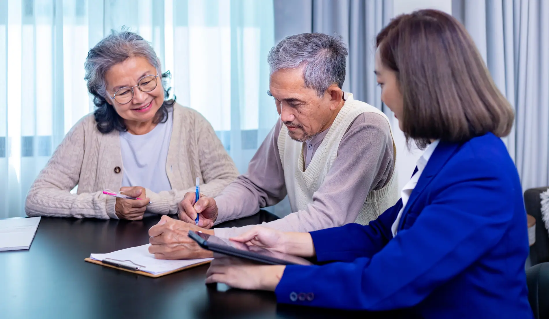Testimoni Asuransi Kredit: Kisah Nyata Keluarga Terlindungi